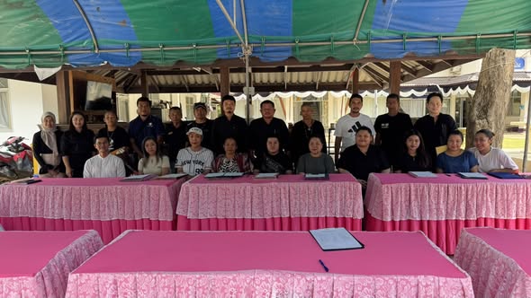 เทศบาลตำบลบ้านใต้ ร่วมกับผู้ประกอบการหน้าหาด จัดทำบันทึกข้อตกลงความร่วมมือเปลี่ยนบรรจุภัณฑ์ประเภทขวดแก้ว เป็นกระป๋องอลูมิเนียม เพื่อลดปริมาณขยะขวดแก้วในเขตเทศบาลตำบลบ้านใต้