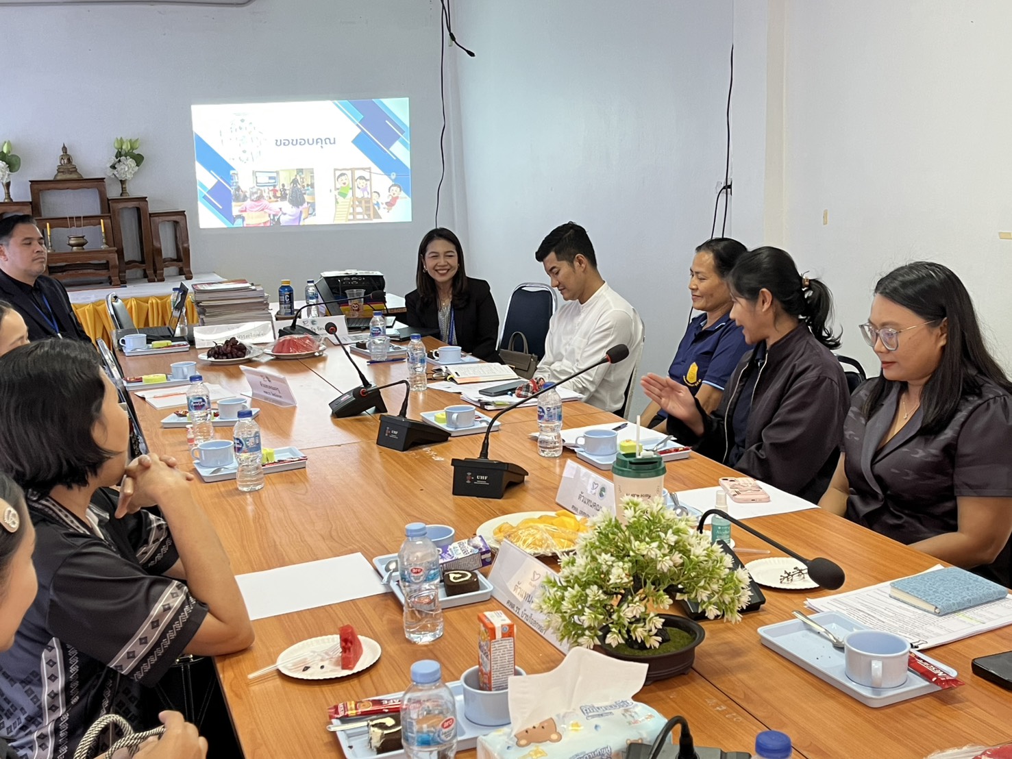 การประชุมและตรวจเยี่ยมสถานศึกษา
สำนักงานรับรองมาตรฐานและประเมินคุณภาพการศึกษา (องค์การมหาชน)
ได้ดำเนินการจัดประชุมและตรวจเยี่ยมสถานศึกษาระดับการศึกษาปฐมวัย
ภายใต้รูปแบบการประเมินแบบบูรณาการเป็นกลุ่ม
(Cluster-Based Assessment)