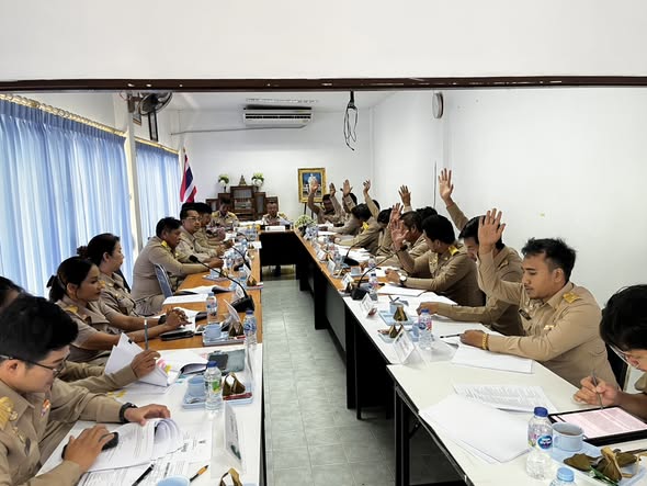 การประชุมสมัยสามัญ สมัยแรก ครั้งที่ 1 ประจำปี พ.ศ. 2569 วันที่ 5 กุมภาพันธ์ 2569 เวลา 9.30 น.
ณ ห้องประชุมสภาเทศบาล  เพื่อพิจารณา อนุญาตตามอำนาจของสภาเทศบาลตำบลบ้านใต้